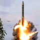 Image for article titled Russia's Fast And Elusive TOPOL-M Ballistic Missile Is Scary As Hell
